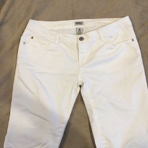 White Jeans 68% cotton 30% polyester 2% Spandex